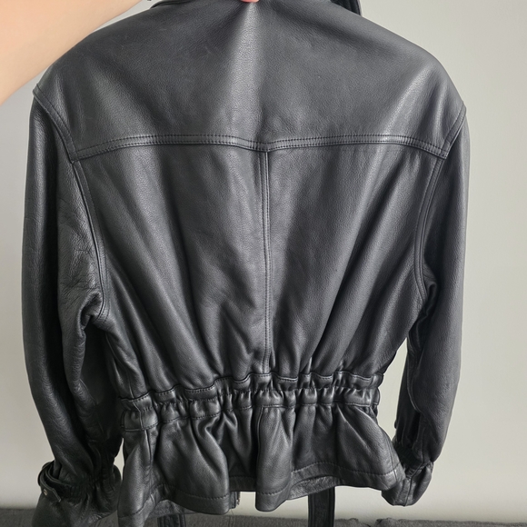 Colebrook & Co. Women's Black Leather Jacket - Picture 3 of 5